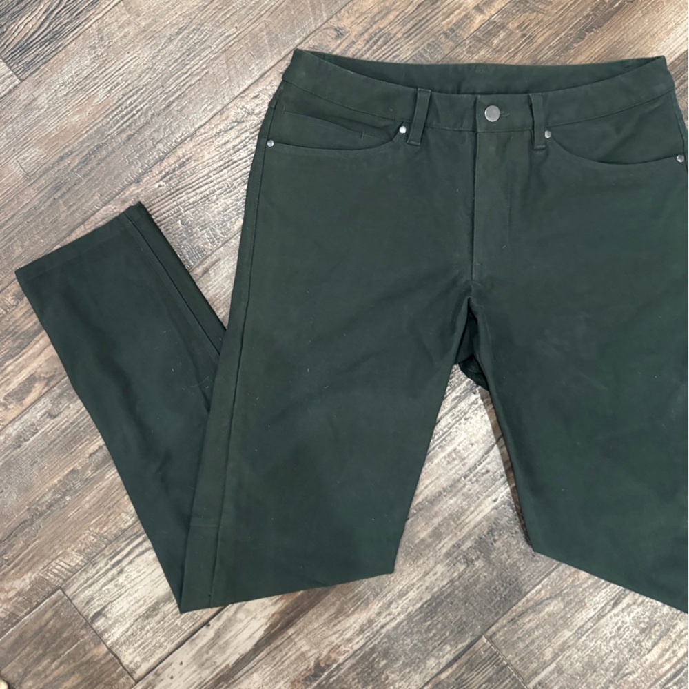 lululemon athletica Men's Dark Green Straight Leg Pants